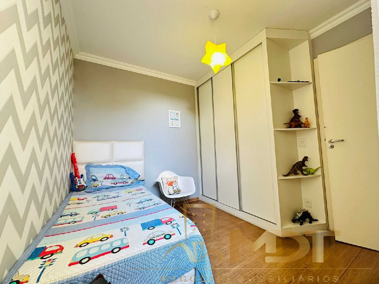 Apartamento à venda com 2 quartos, 65m² - Foto 12