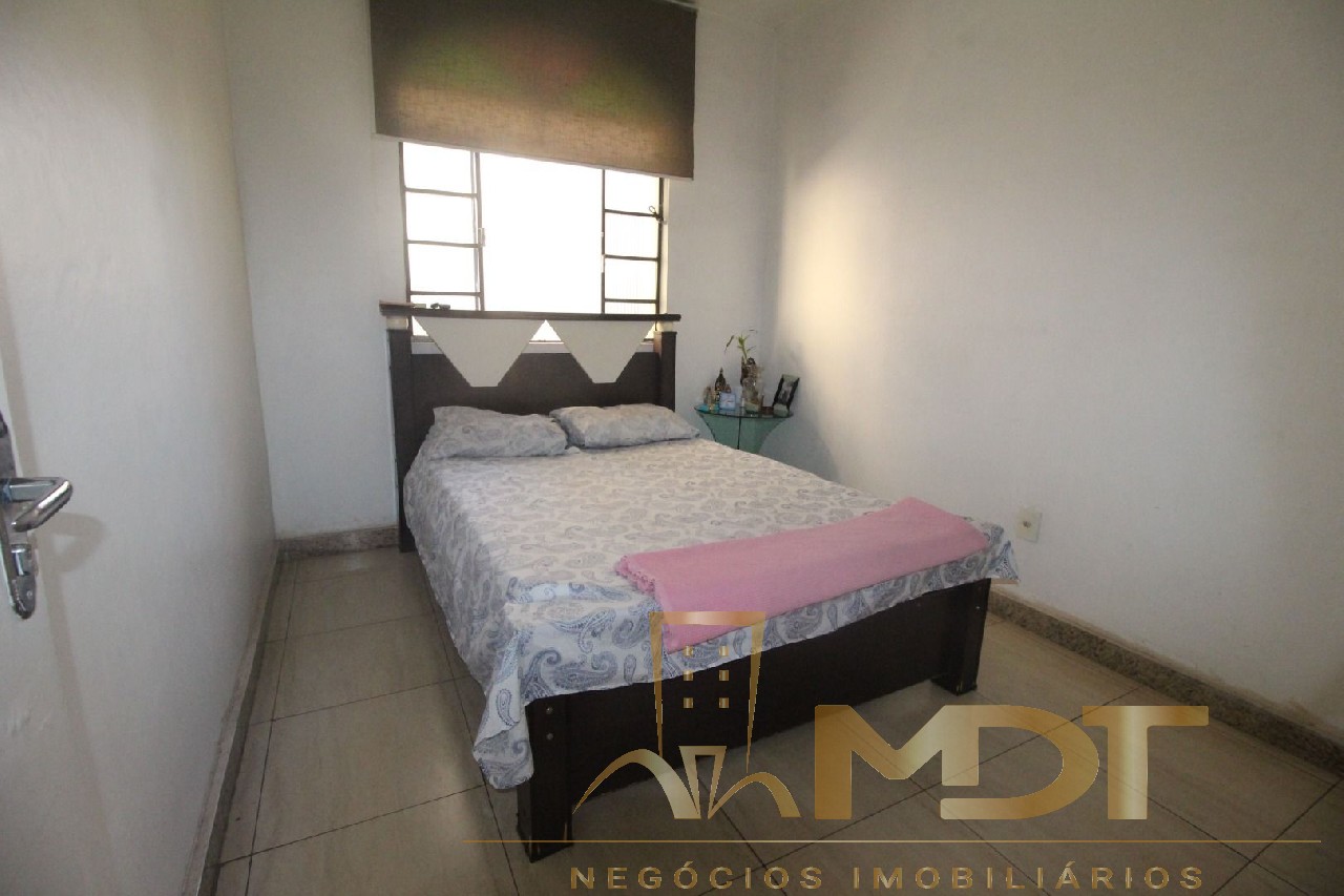 Casa à venda com 3 quartos, 91m² - Foto 5