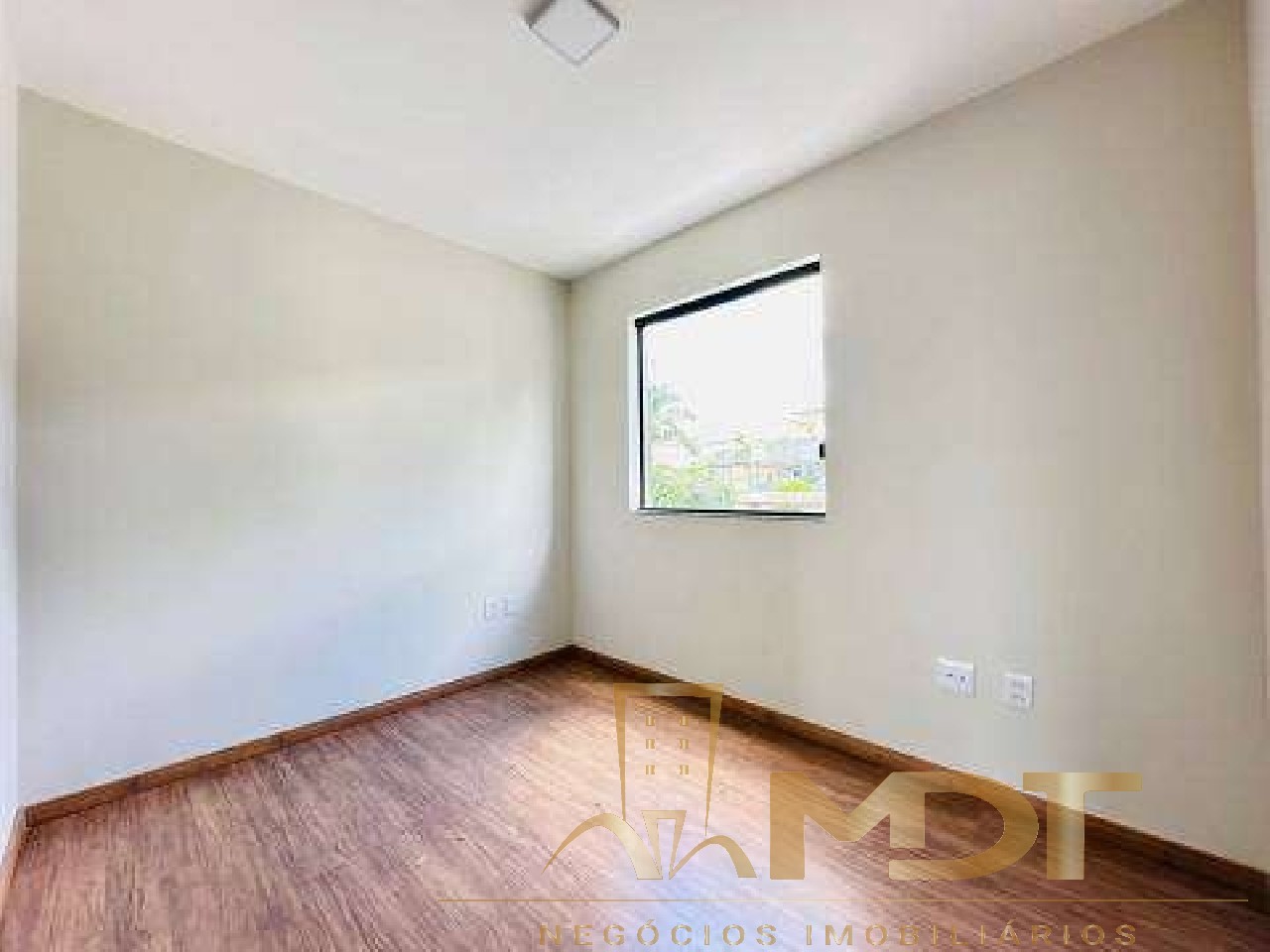 Casa à venda com 3 quartos, 128m² - Foto 8