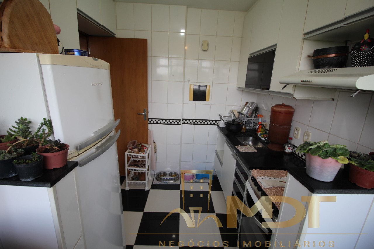 Apartamento à venda com 2 quartos, 48m² - Foto 6