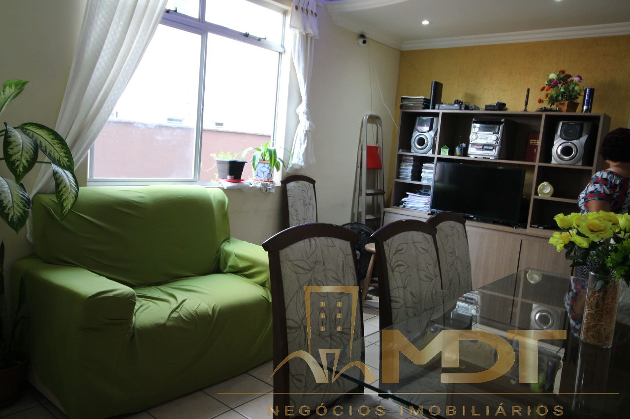 Apartamento à venda com 2 quartos, 55m² - Foto 1