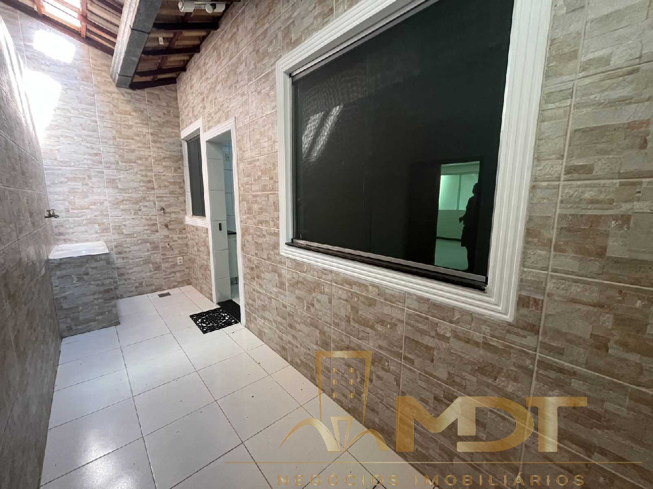 Casa à venda com 2 quartos, 71m² - Foto 29