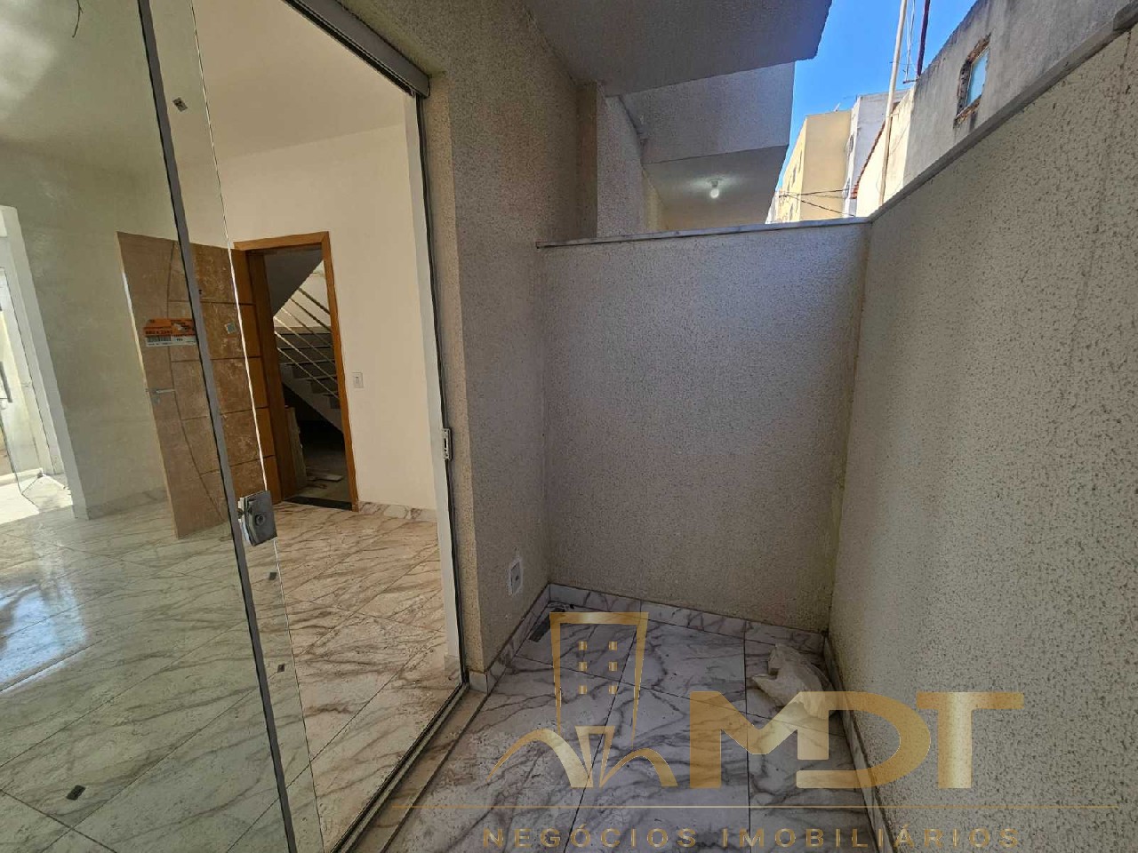 Apartamento à venda com 2 quartos, 80m² - Foto 7