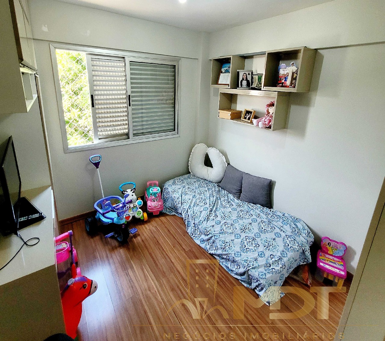 Apartamento à venda com 3 quartos, 90m² - Foto 15