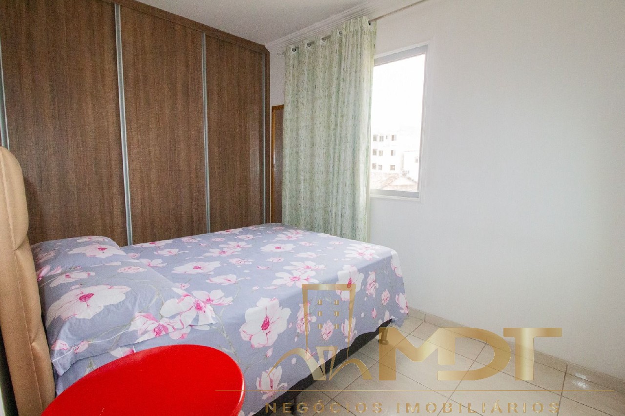 Apartamento à venda com 2 quartos, 77m² - Foto 32