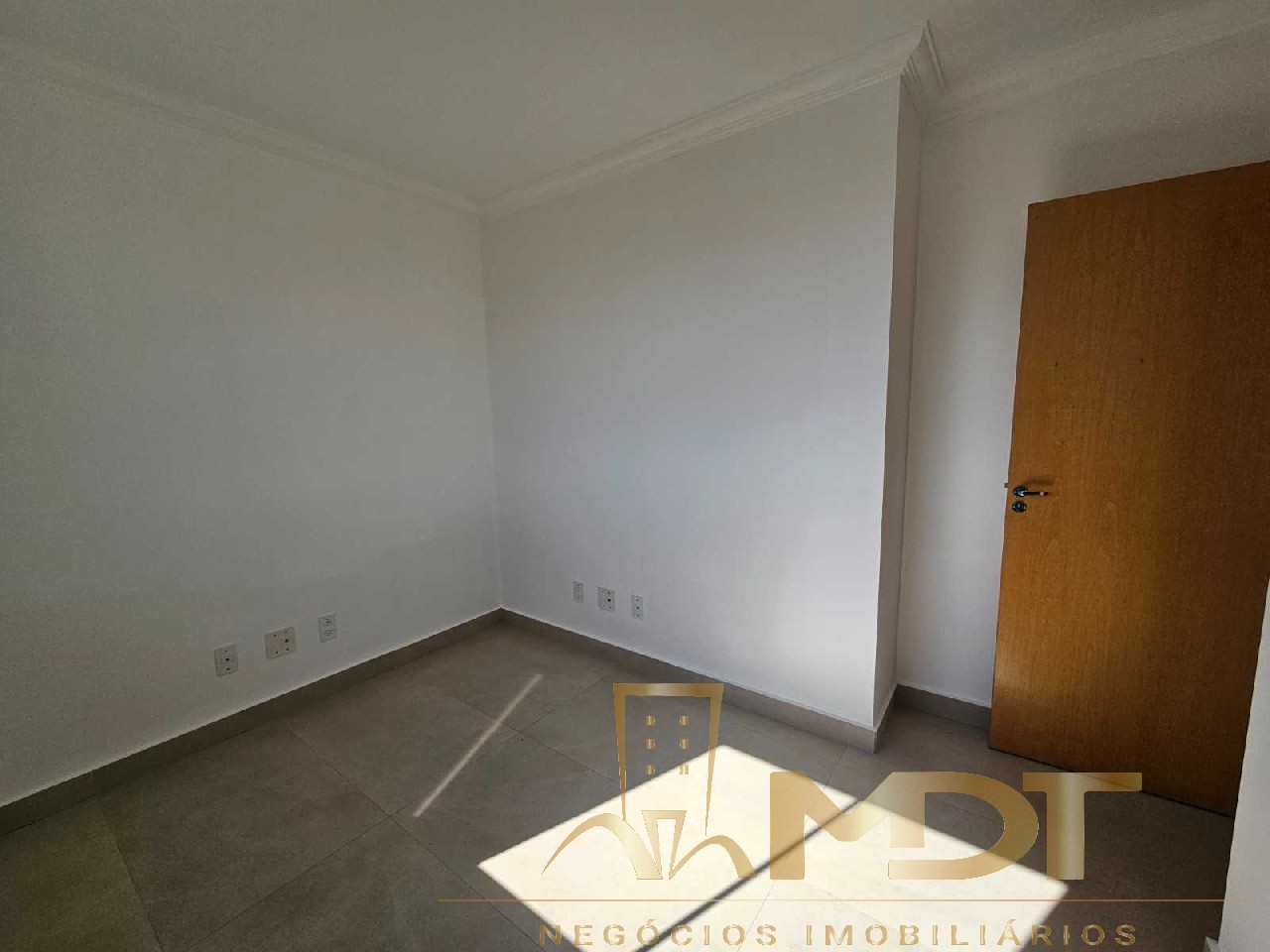 Cobertura à venda com 2 quartos, 90m² - Foto 13