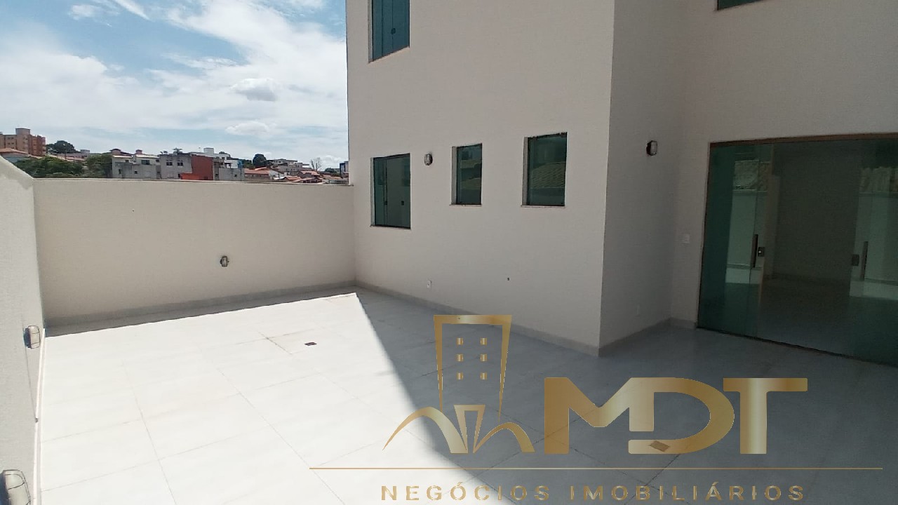 Apartamento à venda com 2 quartos, 100m² - Foto 1