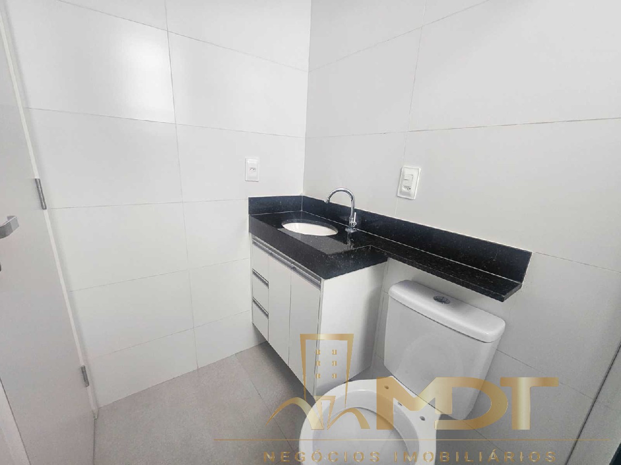 Apartamento à venda com 3 quartos, 75m² - Foto 11