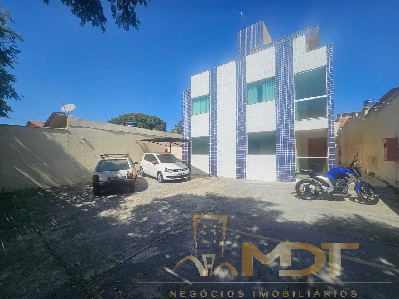 Apartamento à venda com 2 quartos, 65m² - Foto 4