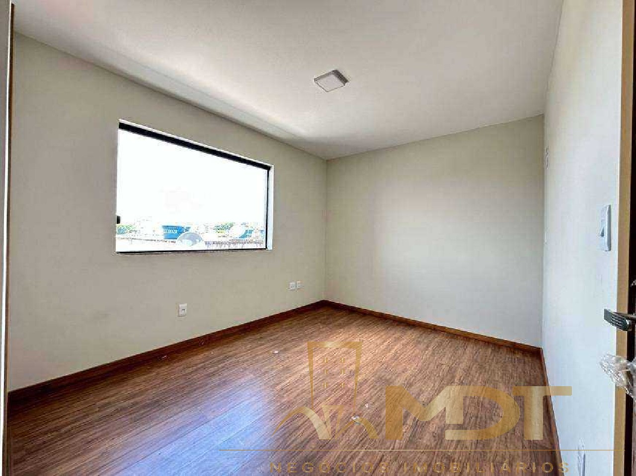 Casa à venda com 3 quartos, 168m² - Foto 10