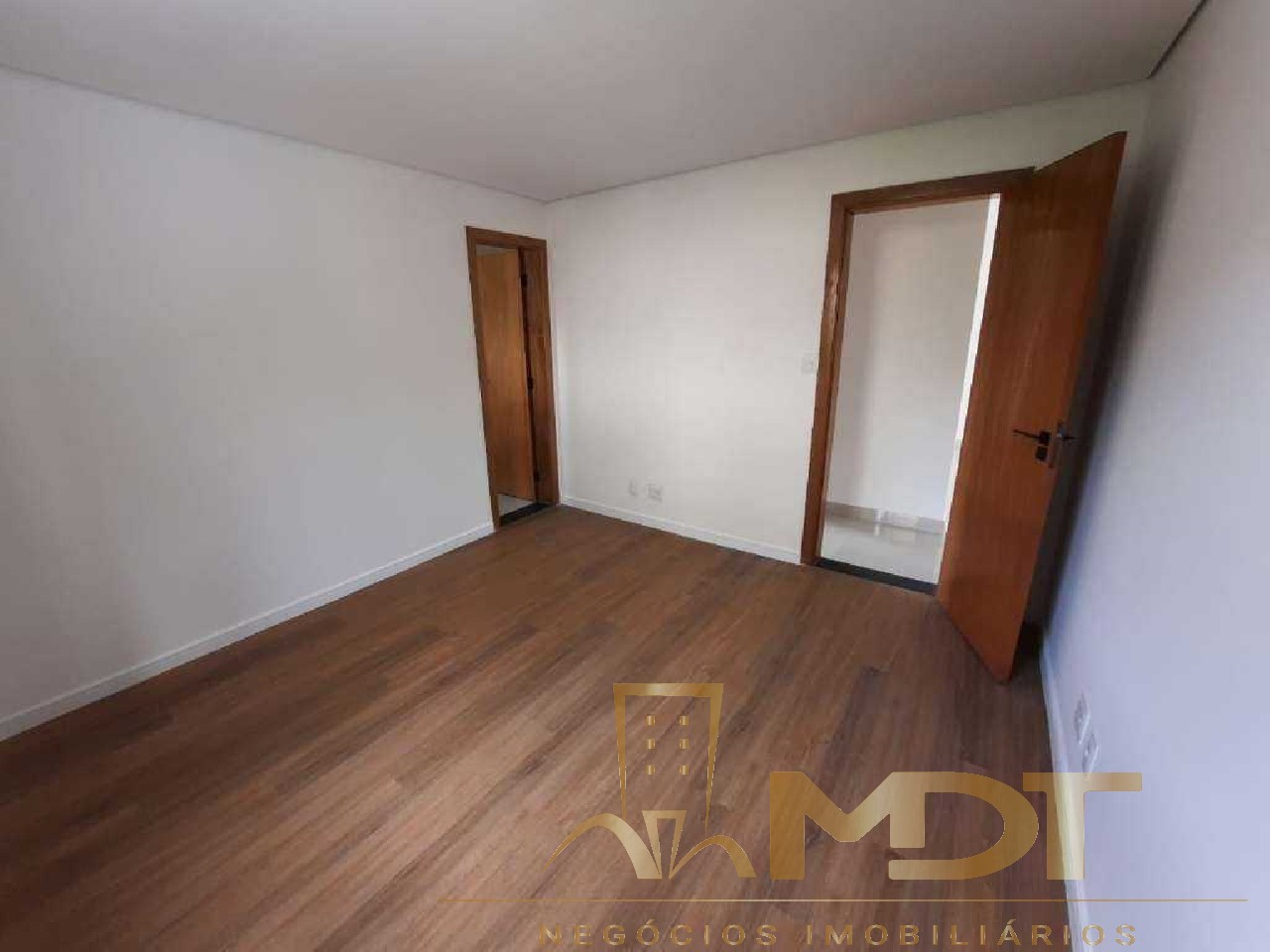 Apartamento à venda com 3 quartos, 161m² - Foto 15