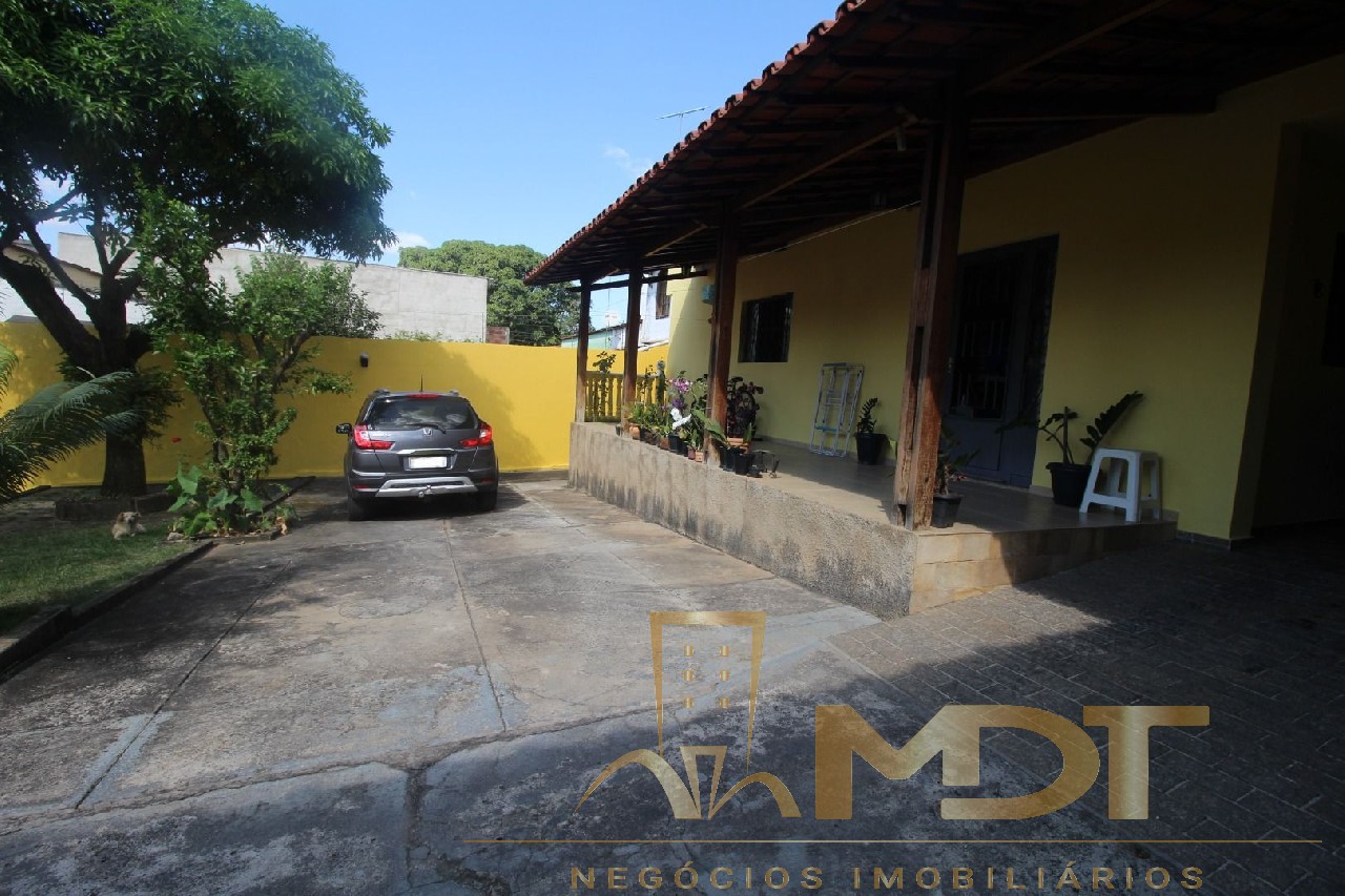 Casa à venda com 3 quartos, 200m² - Foto 6