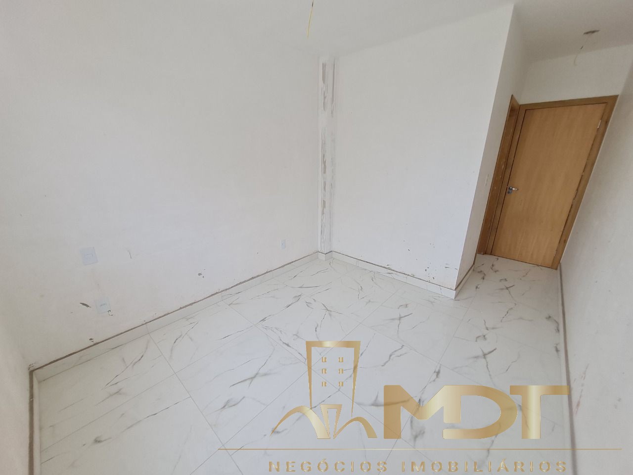 Apartamento à venda com 2 quartos, 71m² - Foto 4