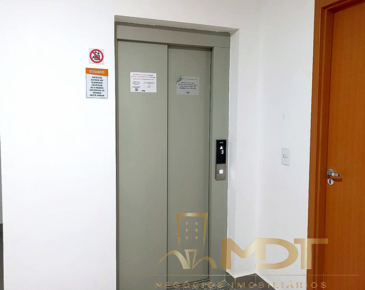 Apartamento à venda com 2 quartos, 63m² - Foto 28