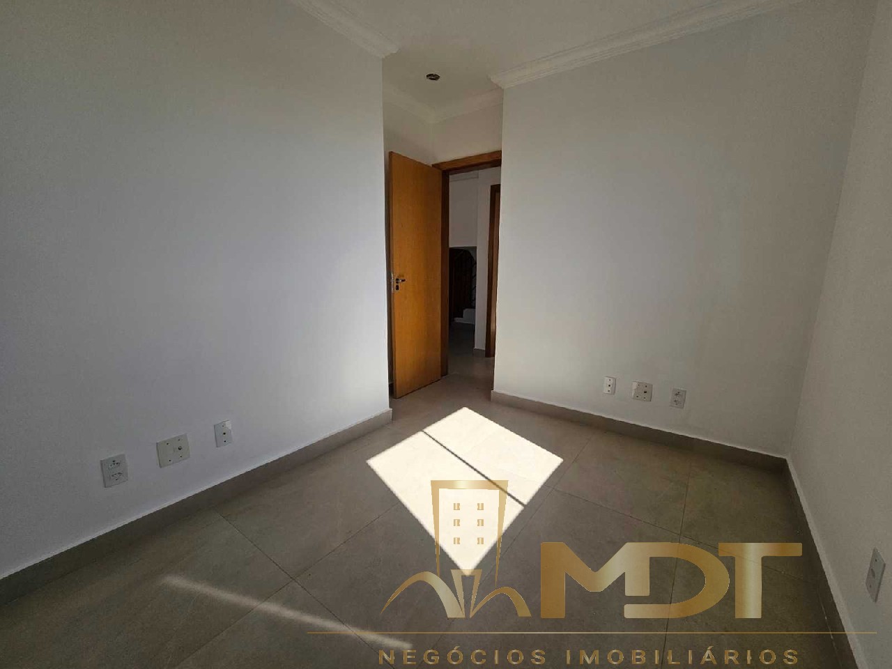 Cobertura à venda com 2 quartos, 90m² - Foto 16