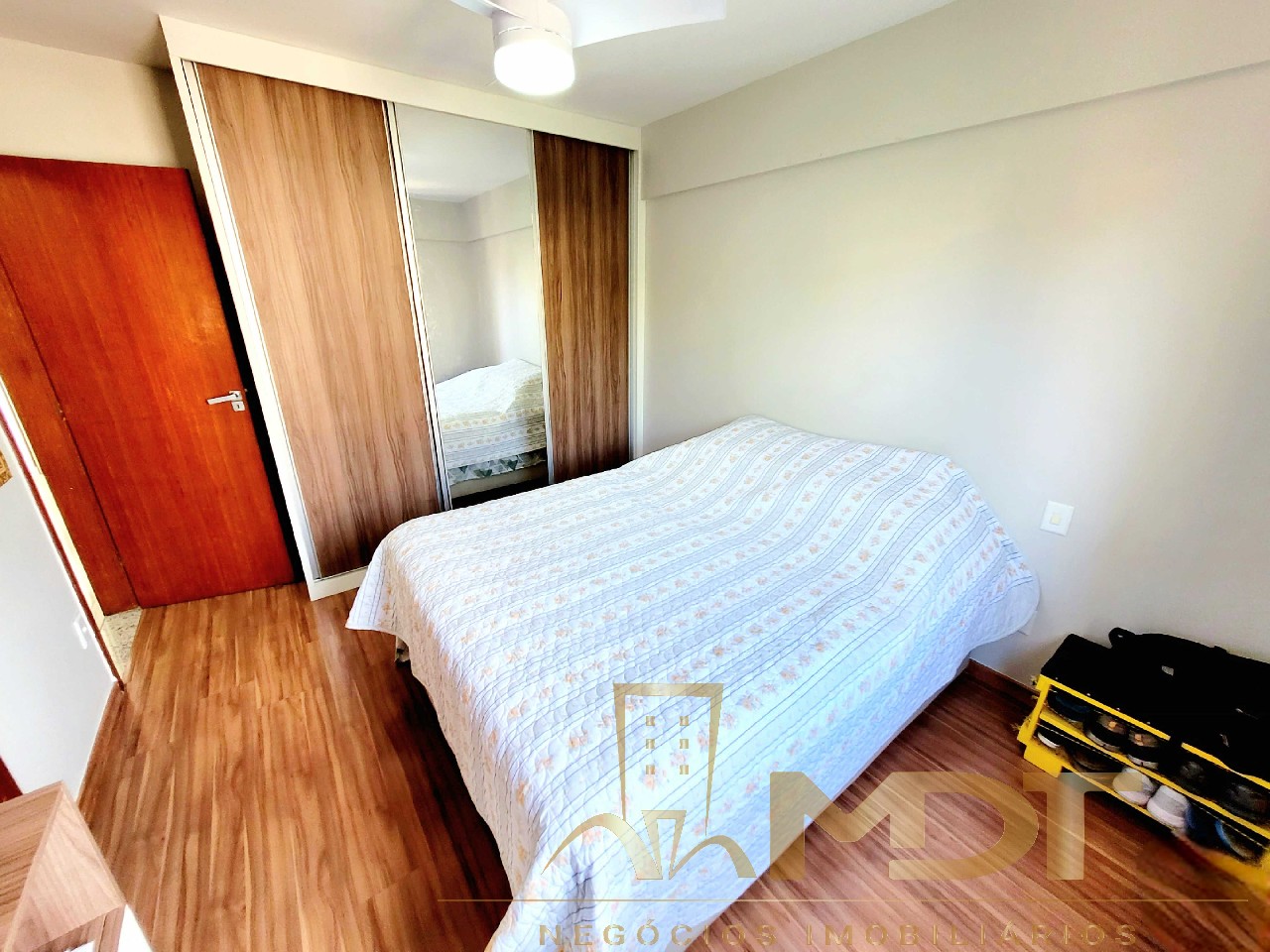 Apartamento à venda com 3 quartos, 90m² - Foto 9