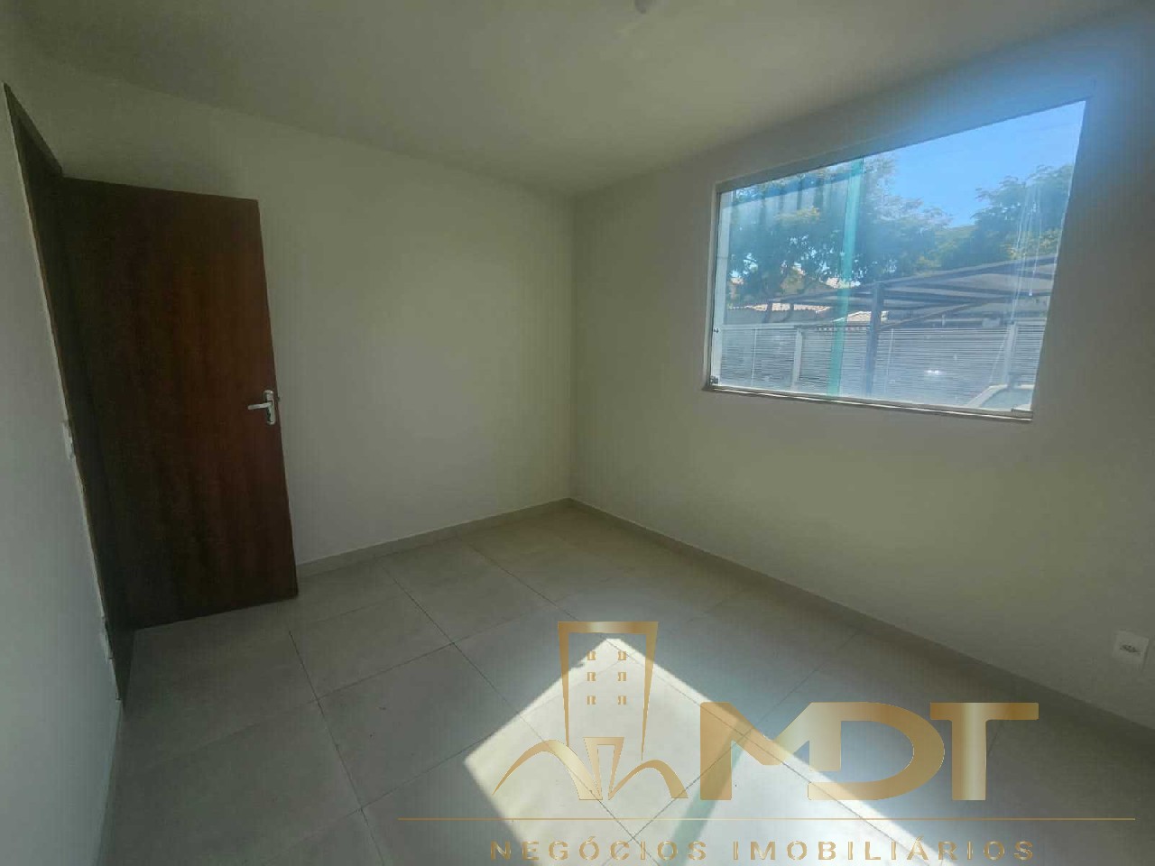 Apartamento à venda com 2 quartos, 65m² - Foto 14