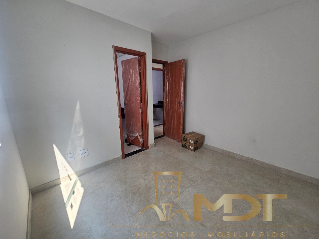 Apartamento à venda com 3 quartos, 130m² - Foto 10