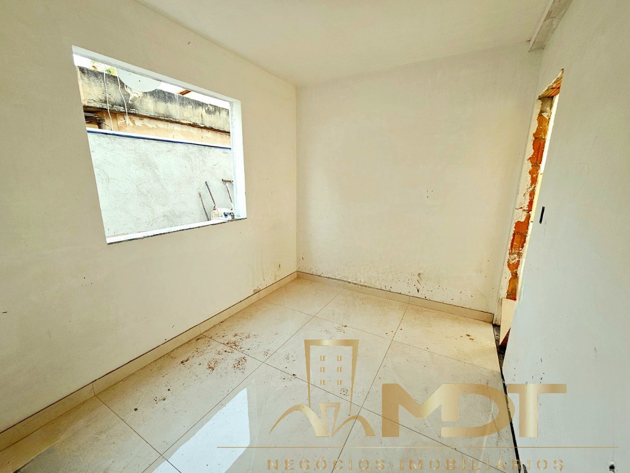 Apartamento à venda com 2 quartos, 85m² - Foto 4