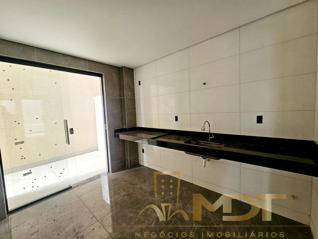 Apartamento à venda com 3 quartos, 65m² - Foto 6