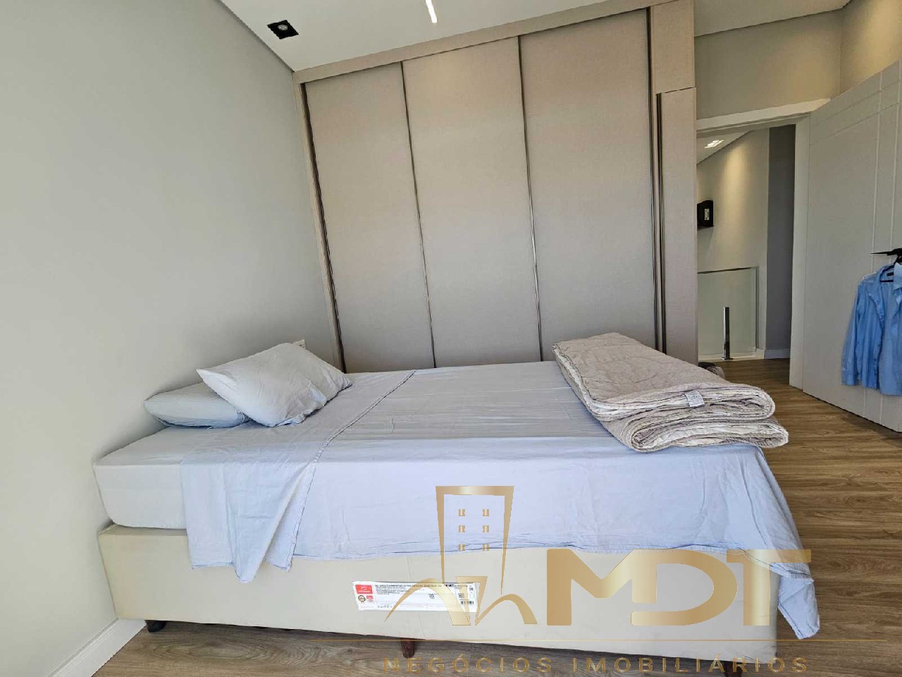 Casa à venda com 5 quartos, 310m² - Foto 28