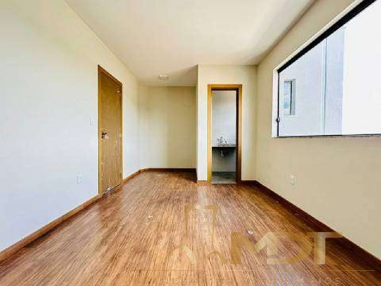 Casa à venda com 3 quartos, 128m² - Foto 9