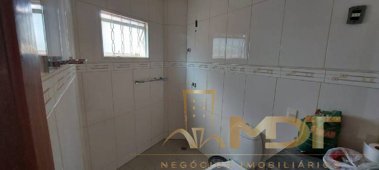 Casa à venda com 4 quartos, 300m² - Foto 22