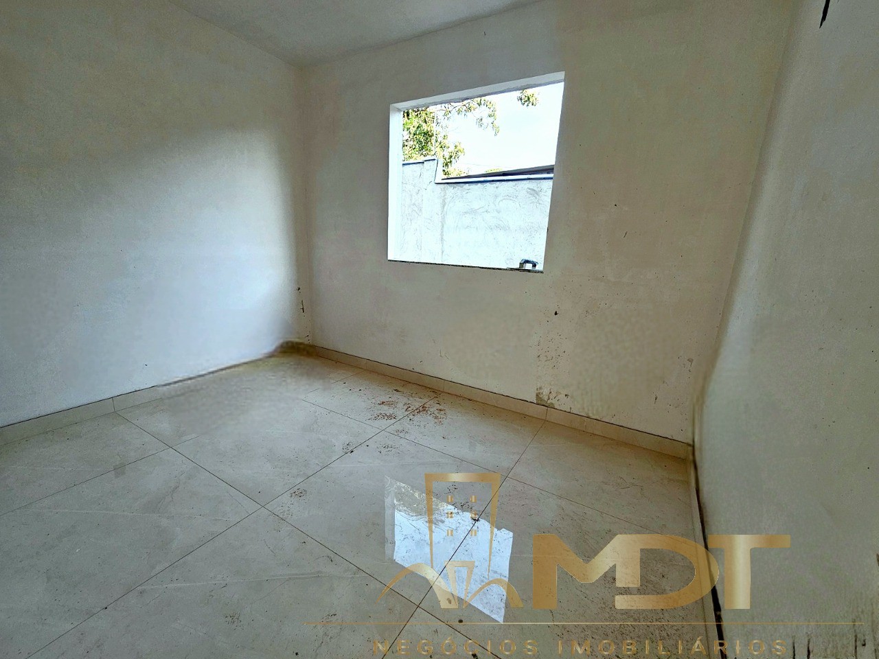 Apartamento à venda com 2 quartos, 85m² - Foto 3