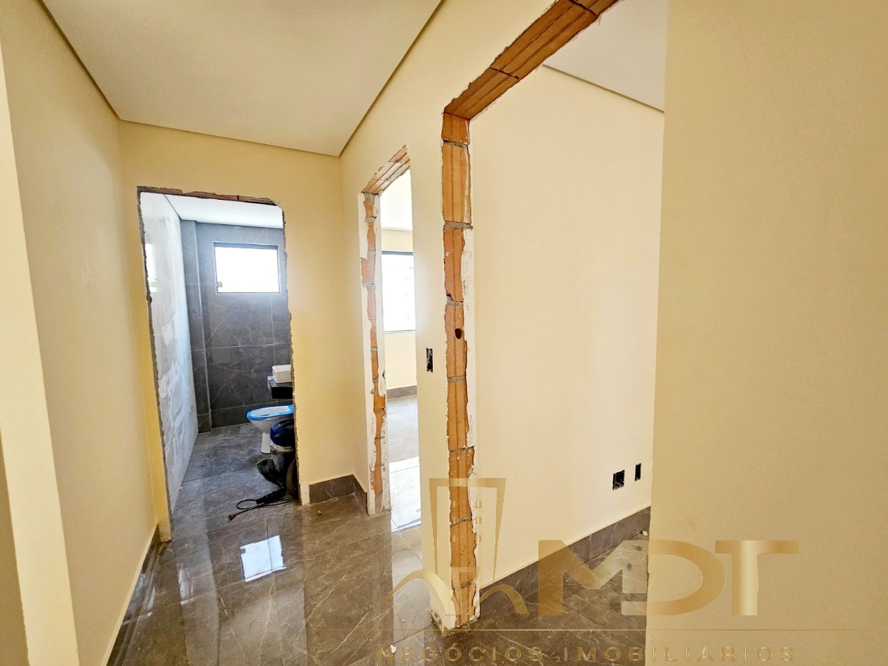 Apartamento à venda com 3 quartos, 86m² - Foto 8