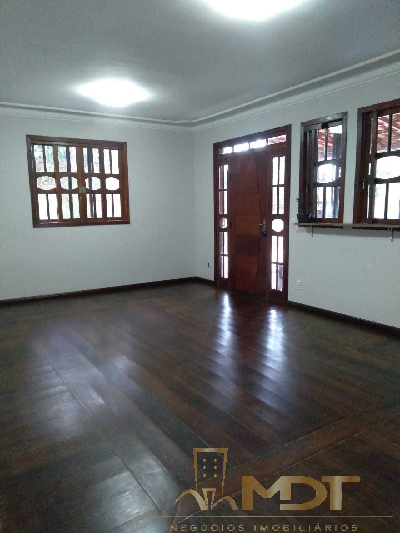 Casa à venda com 2 quartos, 110m² - Foto 16