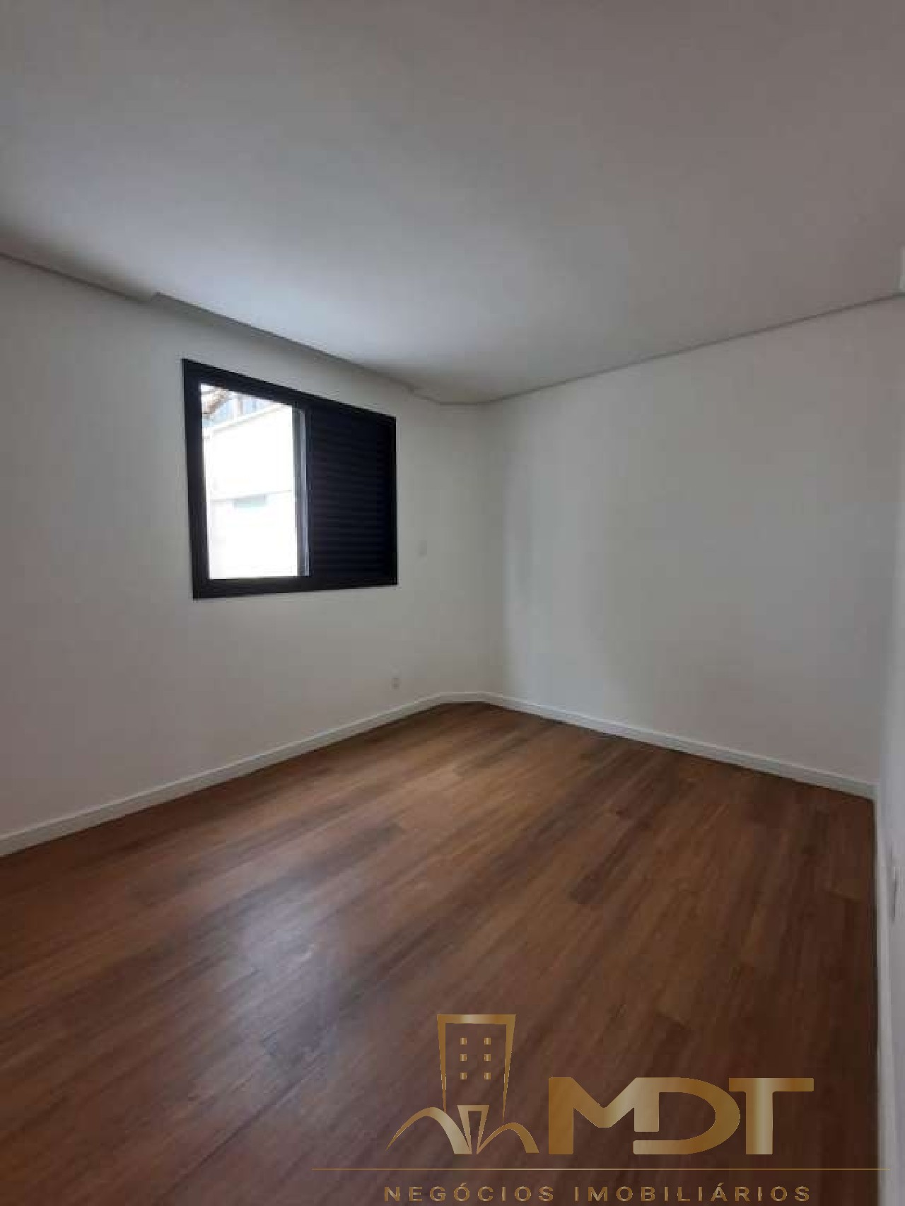 Apartamento à venda com 3 quartos, 161m² - Foto 16