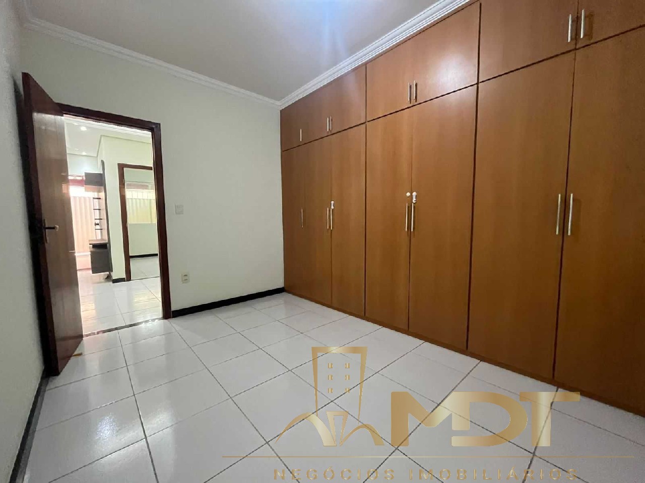 Casa à venda com 2 quartos, 71m² - Foto 19