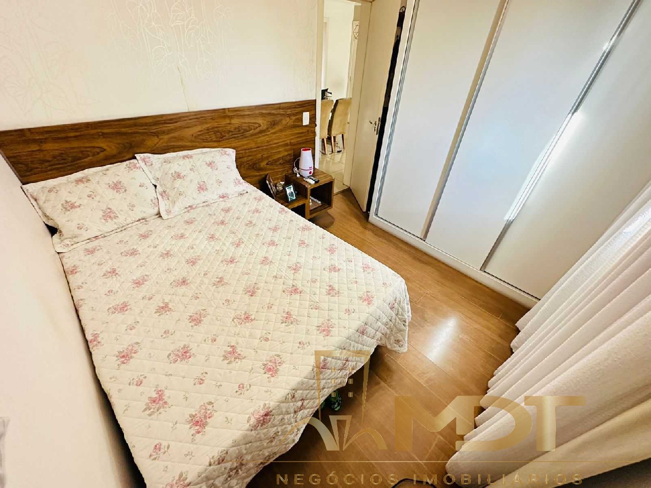 Apartamento à venda com 2 quartos, 65m² - Foto 17