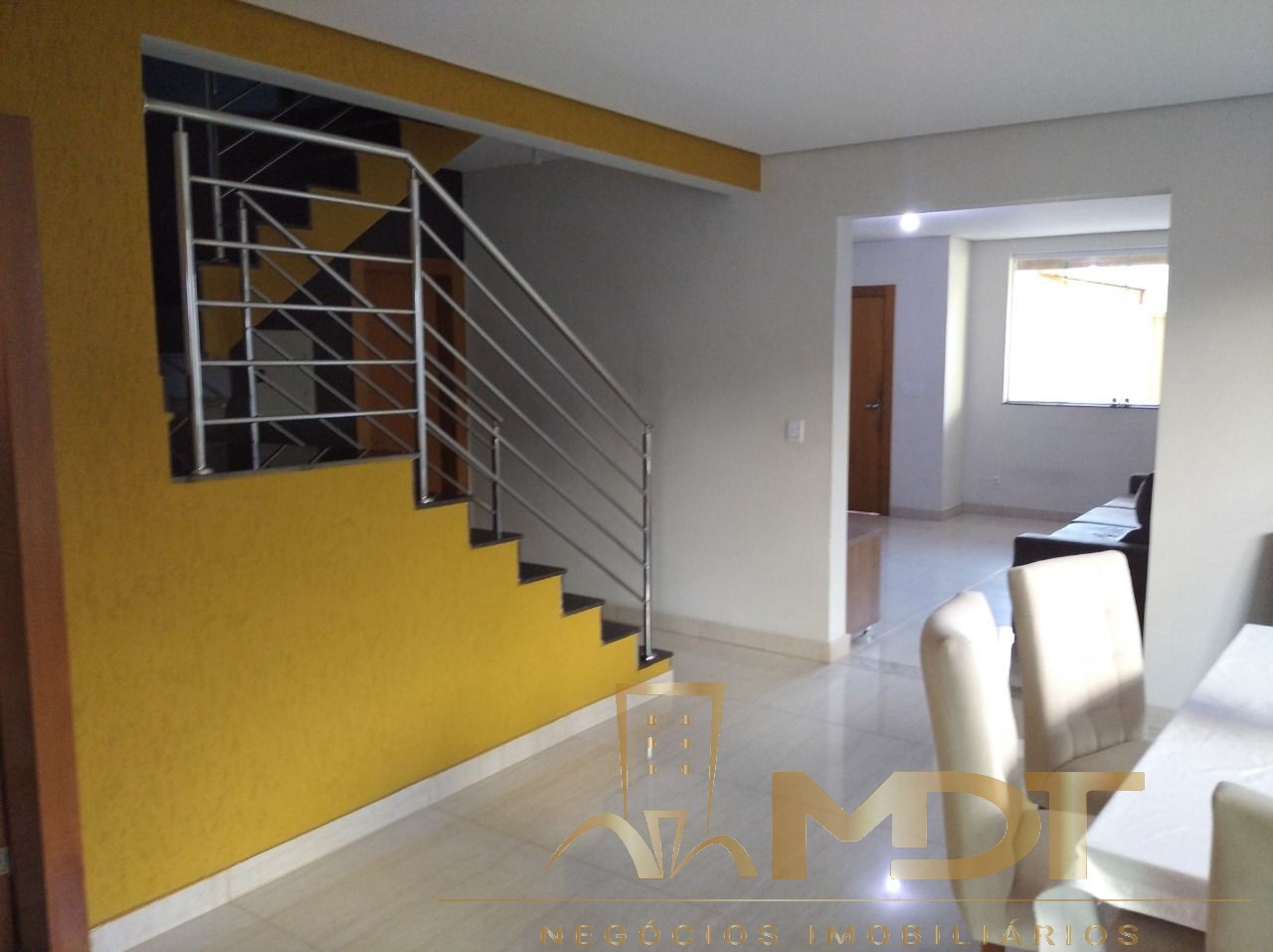 Casa à venda com 4 quartos, 300m² - Foto 11