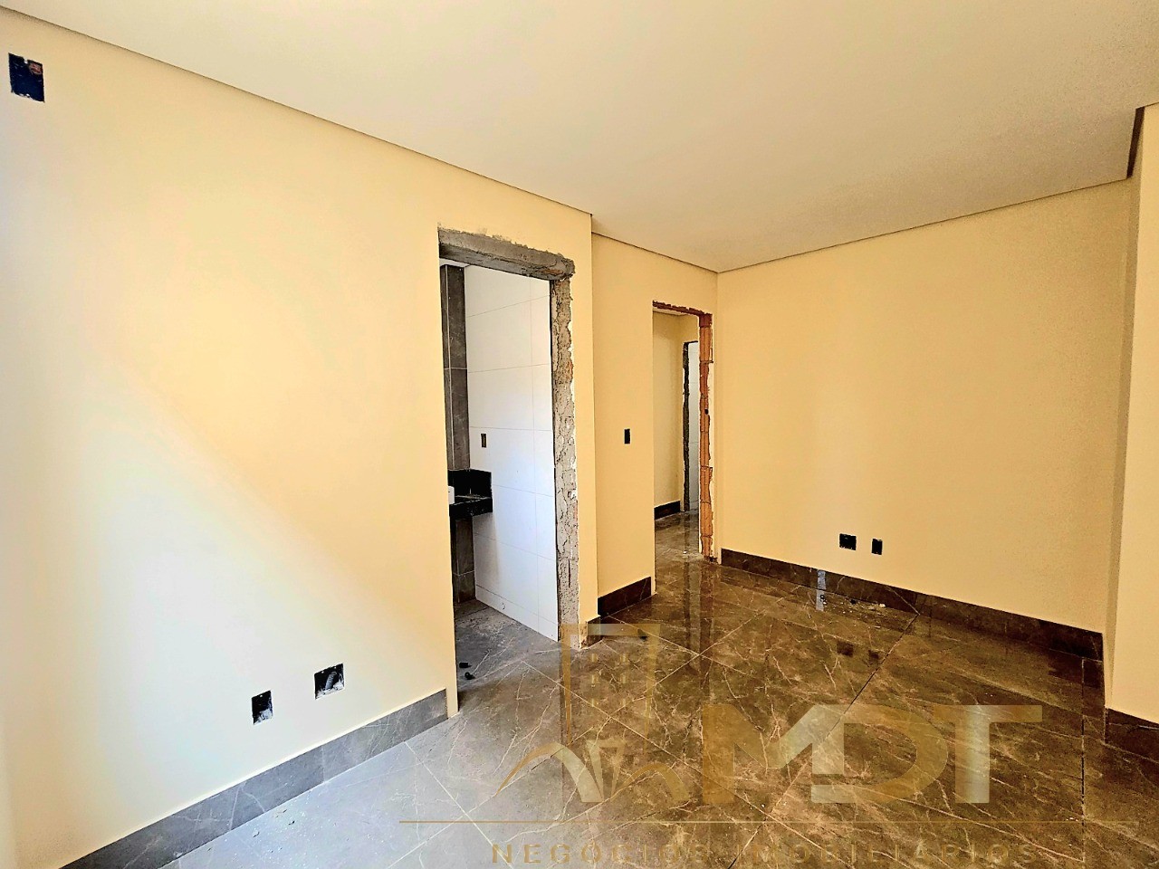 Apartamento à venda com 3 quartos, 86m² - Foto 7