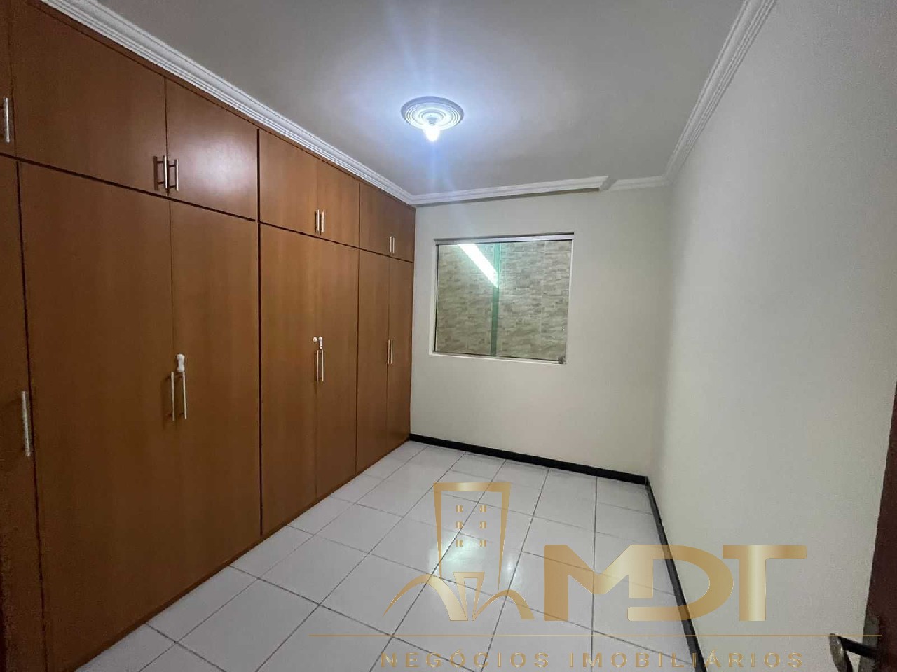 Casa à venda com 2 quartos, 71m² - Foto 20