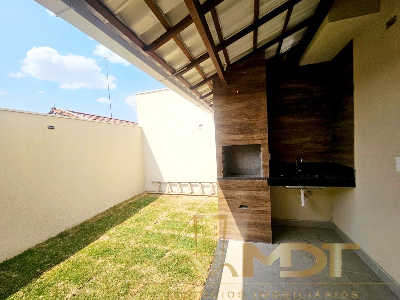 Casa à venda com 3 quartos, 120m² - Foto 6