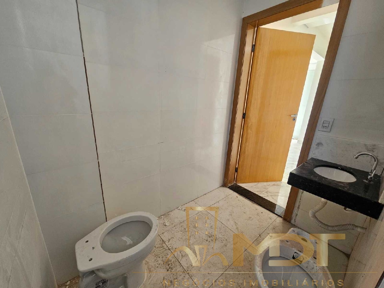 Apartamento à venda com 2 quartos, 80m² - Foto 22