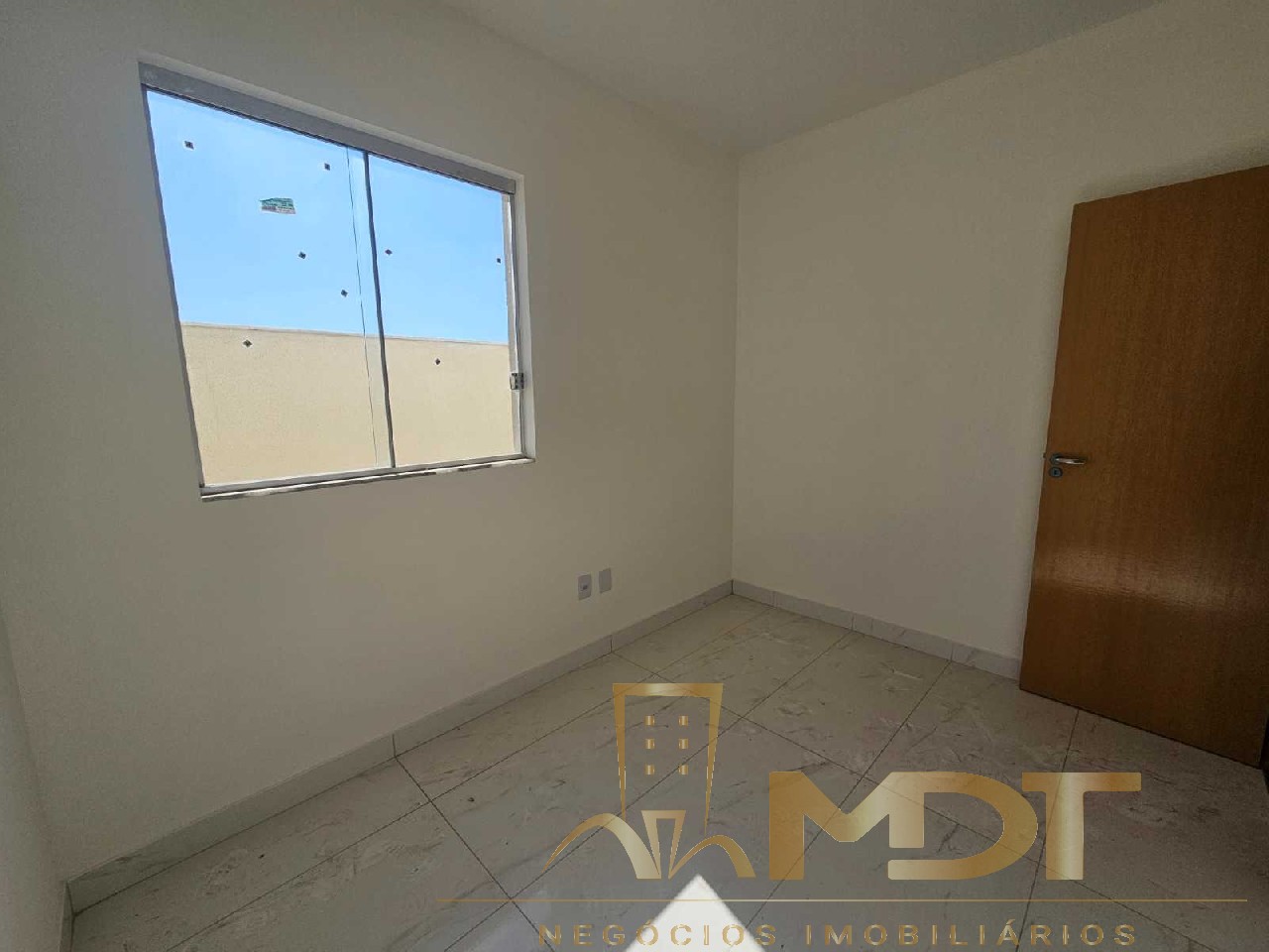 Apartamento à venda com 2 quartos, 80m² - Foto 23