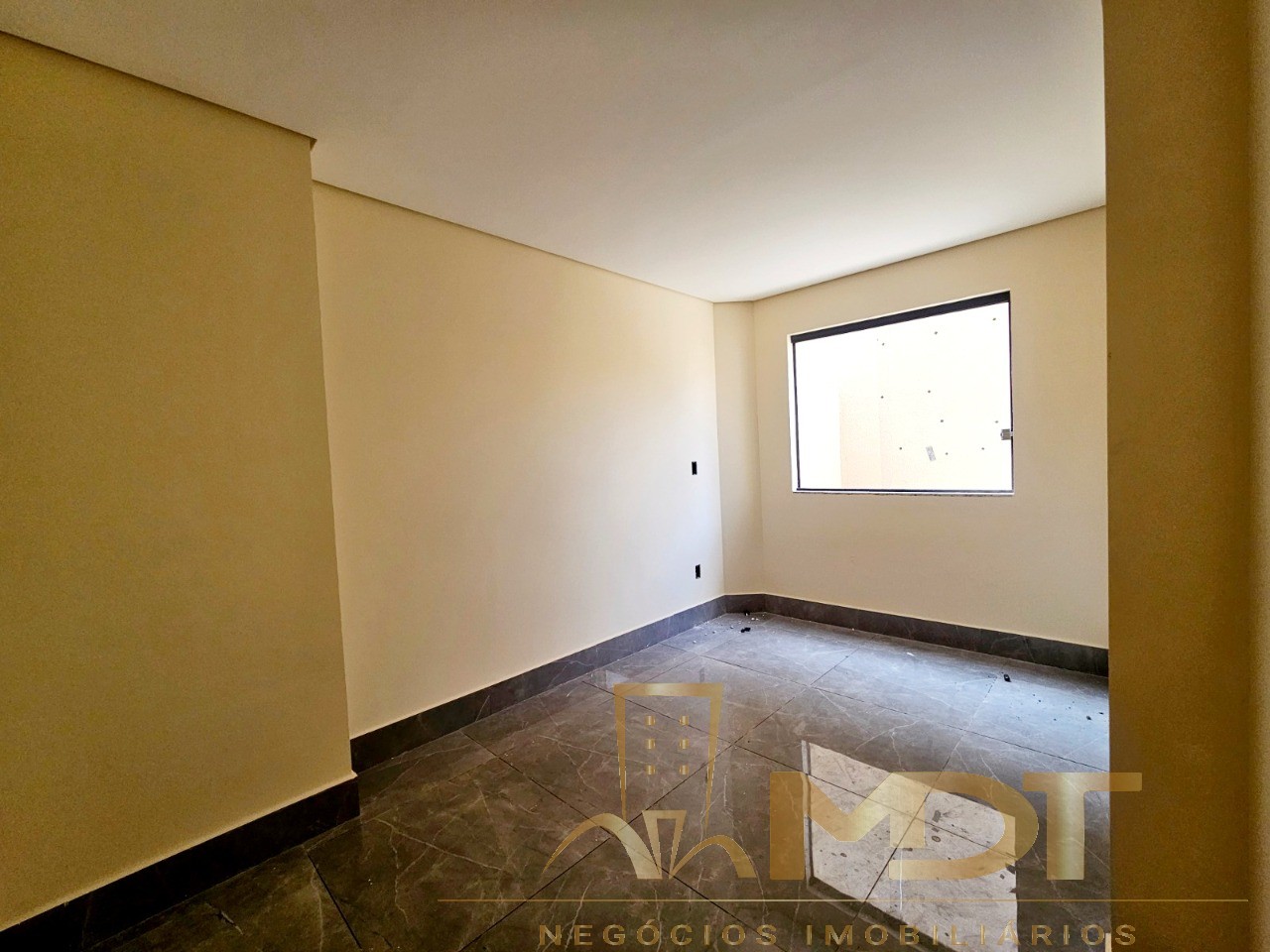 Apartamento à venda com 3 quartos, 86m² - Foto 10