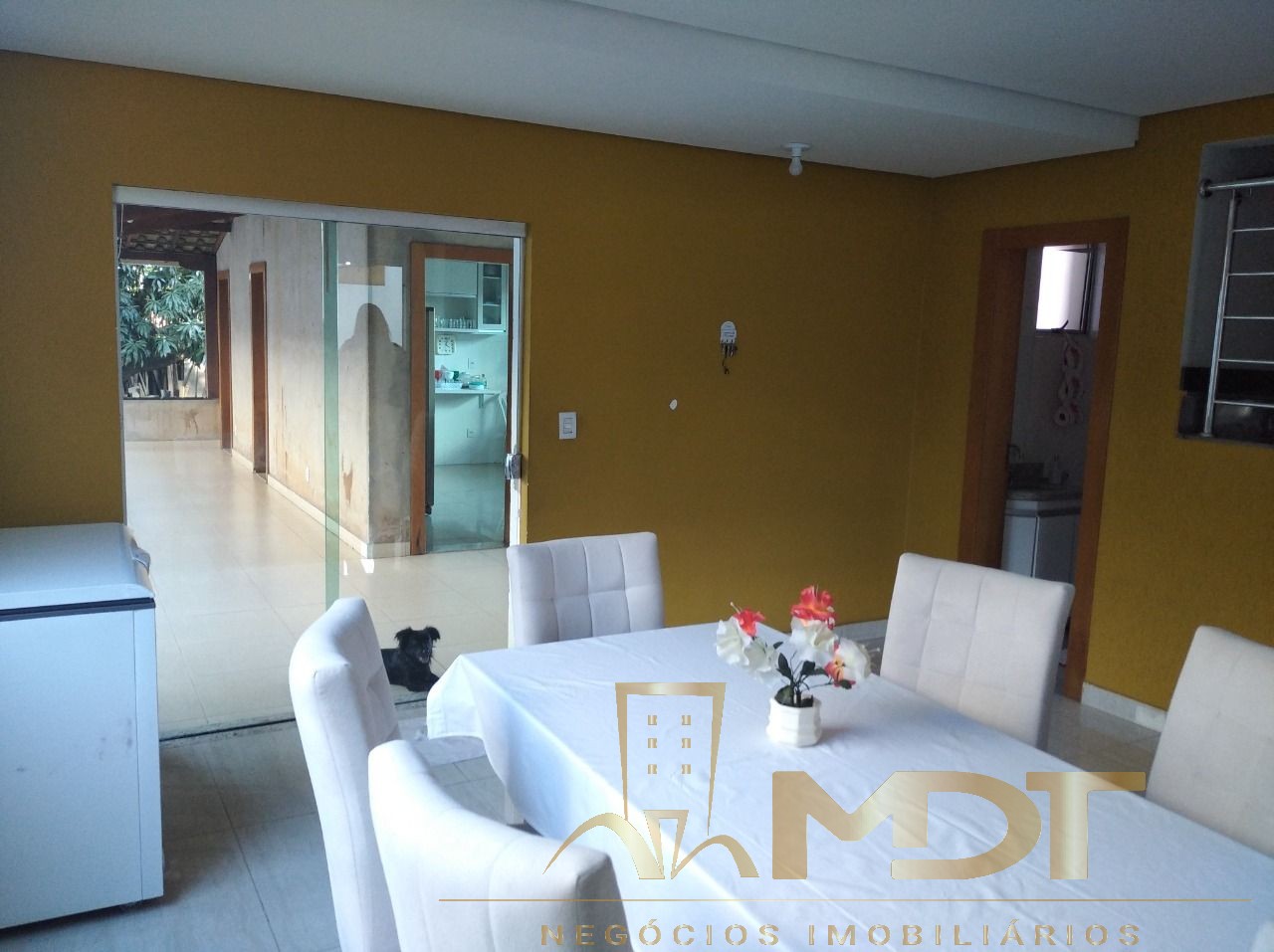 Casa à venda com 4 quartos, 300m² - Foto 14