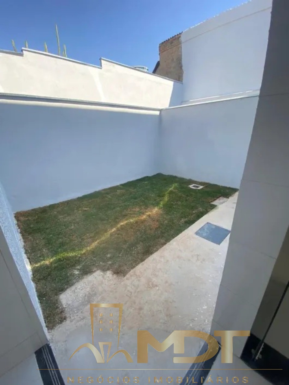 Casa à venda com 3 quartos, 154m² - Foto 8