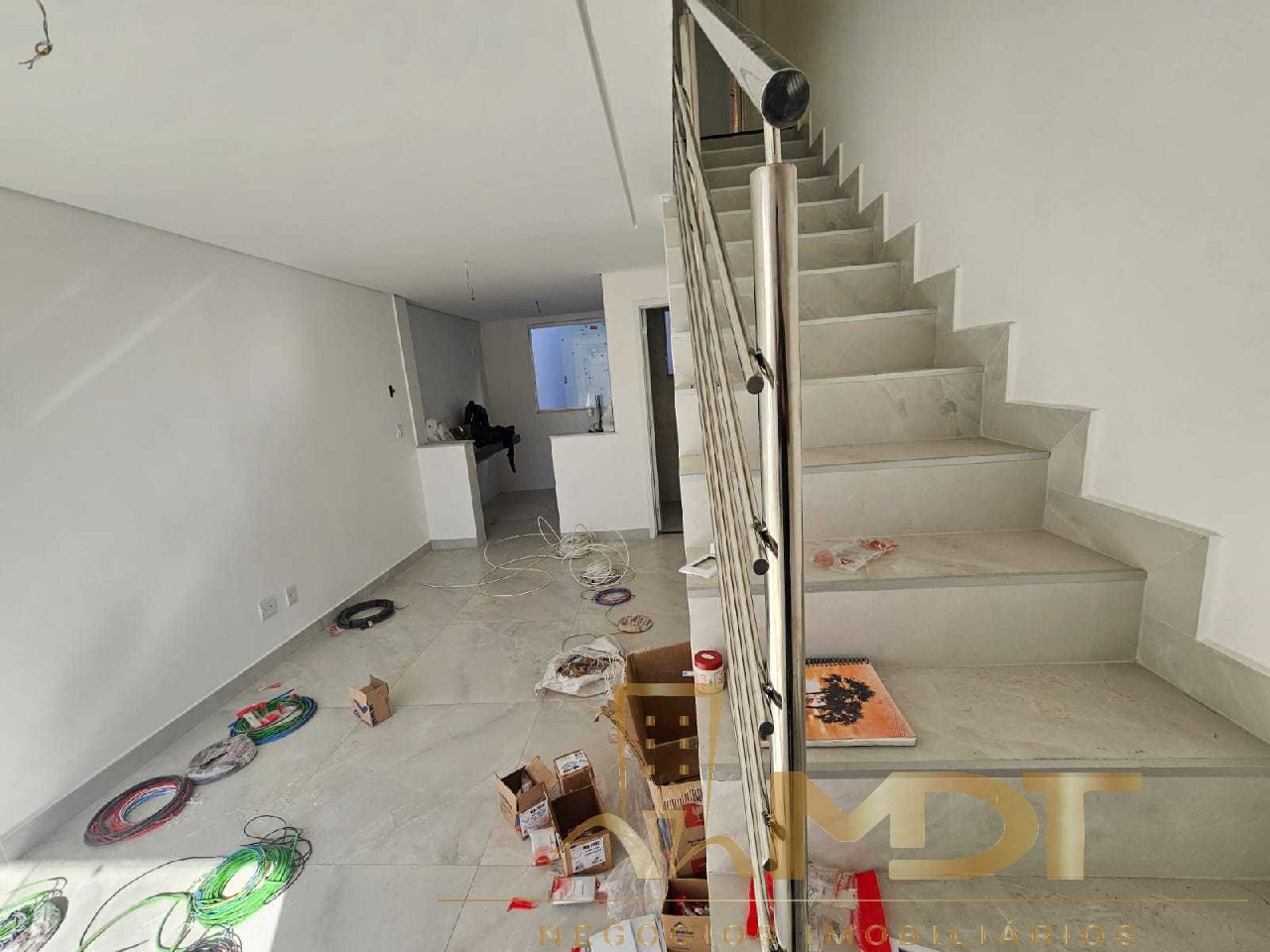 Casa à venda com 2 quartos, 130m² - Foto 15