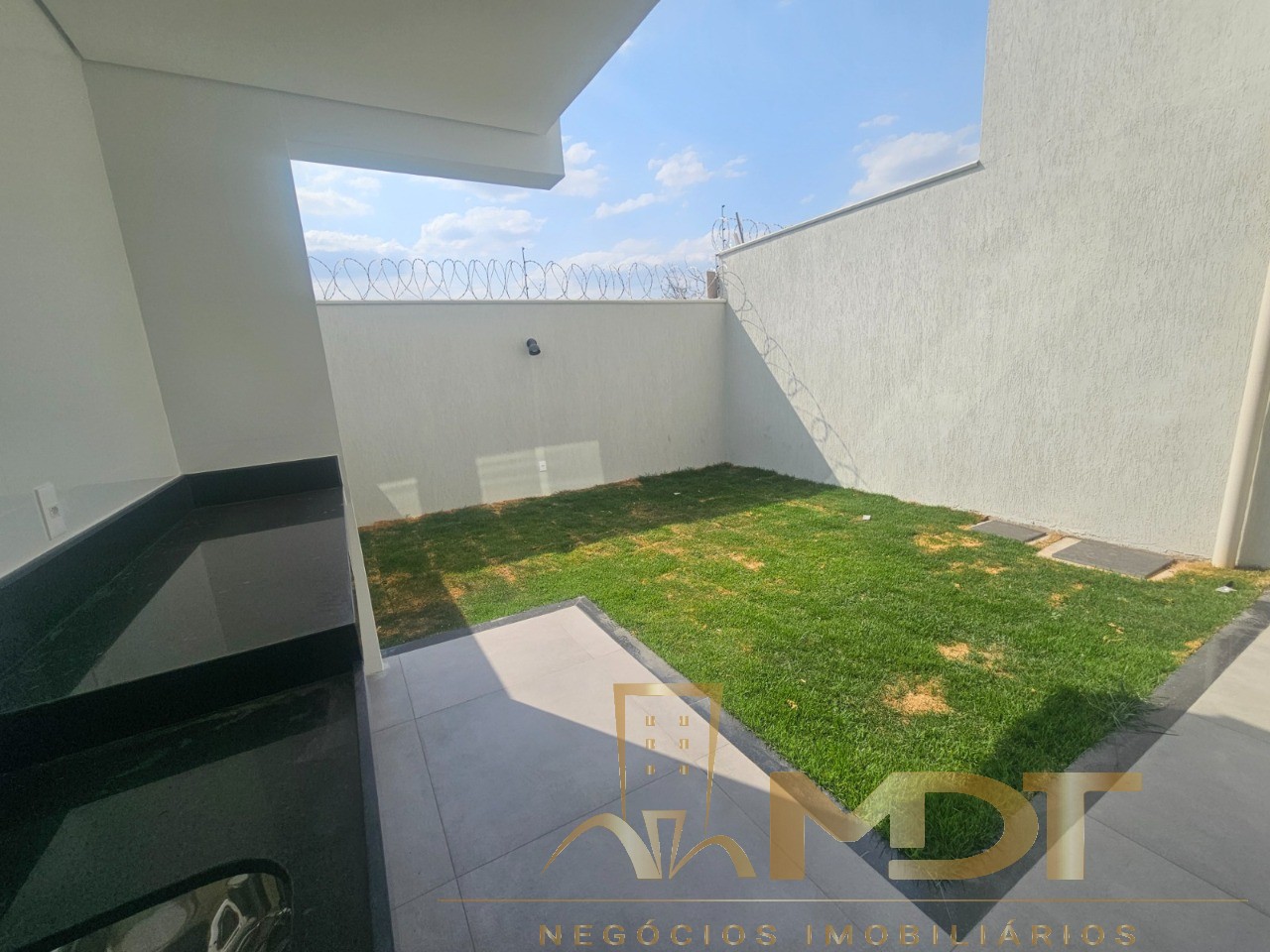 Casa à venda com 4 quartos, 209m² - Foto 36