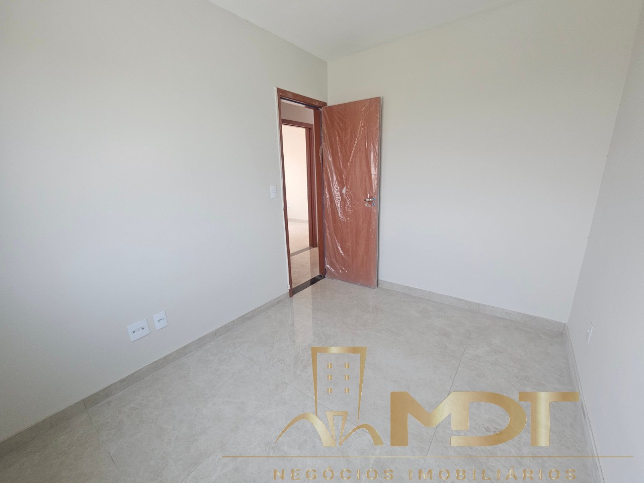 Apartamento à venda com 3 quartos, 64m² - Foto 8