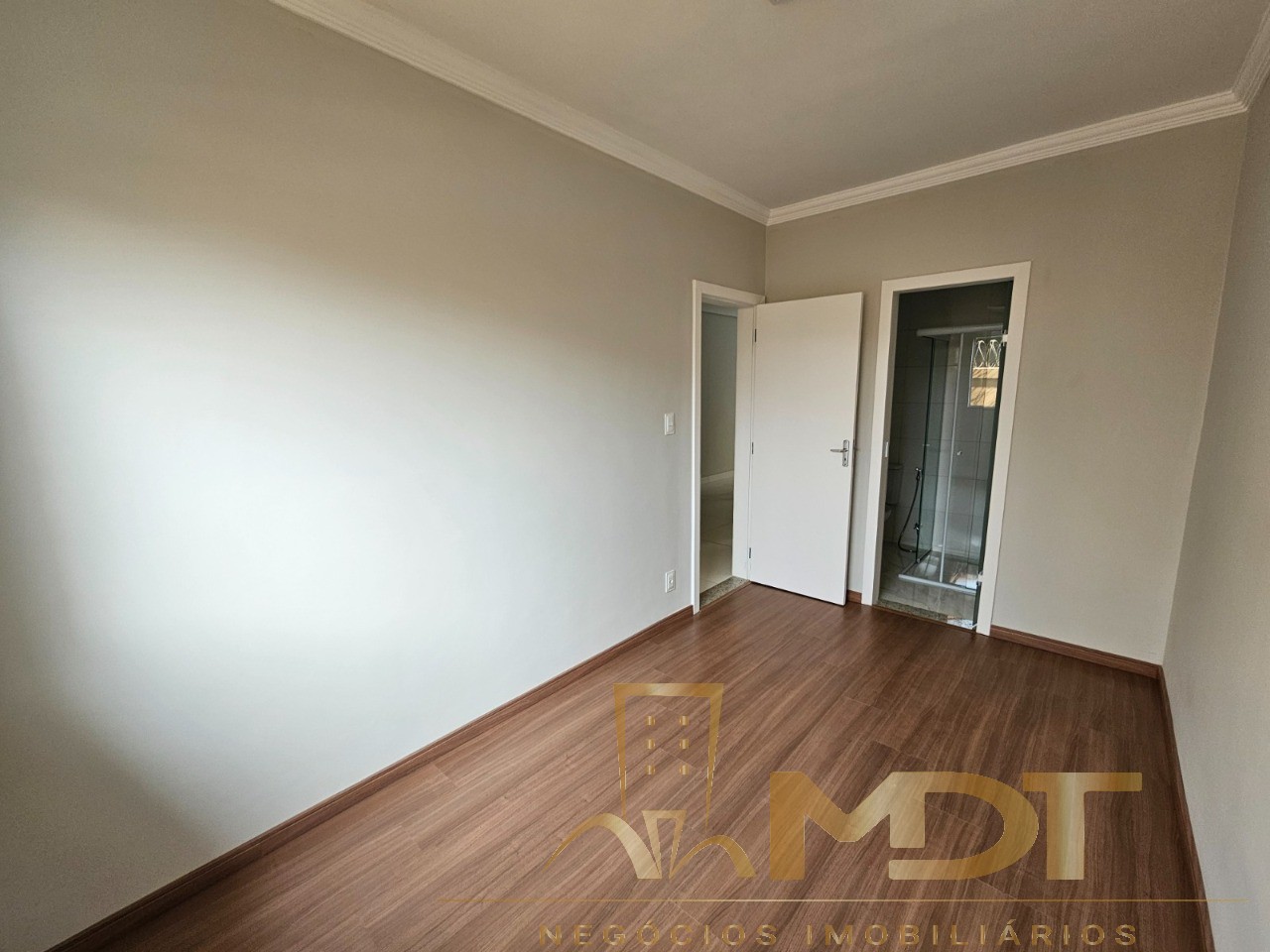 Casa à venda com 3 quartos, 105m² - Foto 12