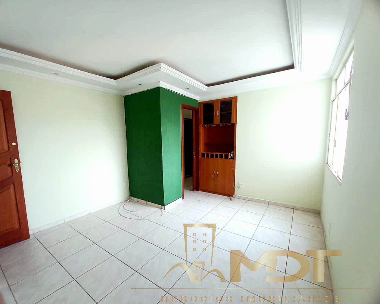 Apartamento à venda com 2 quartos, 66m² - Foto 1