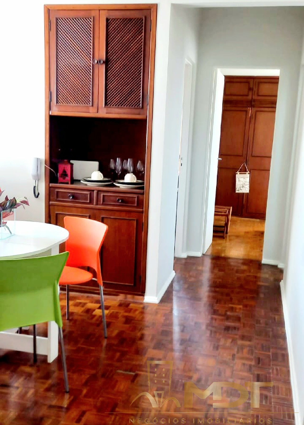 Apartamento à venda com 2 quartos, 54m² - Foto 1