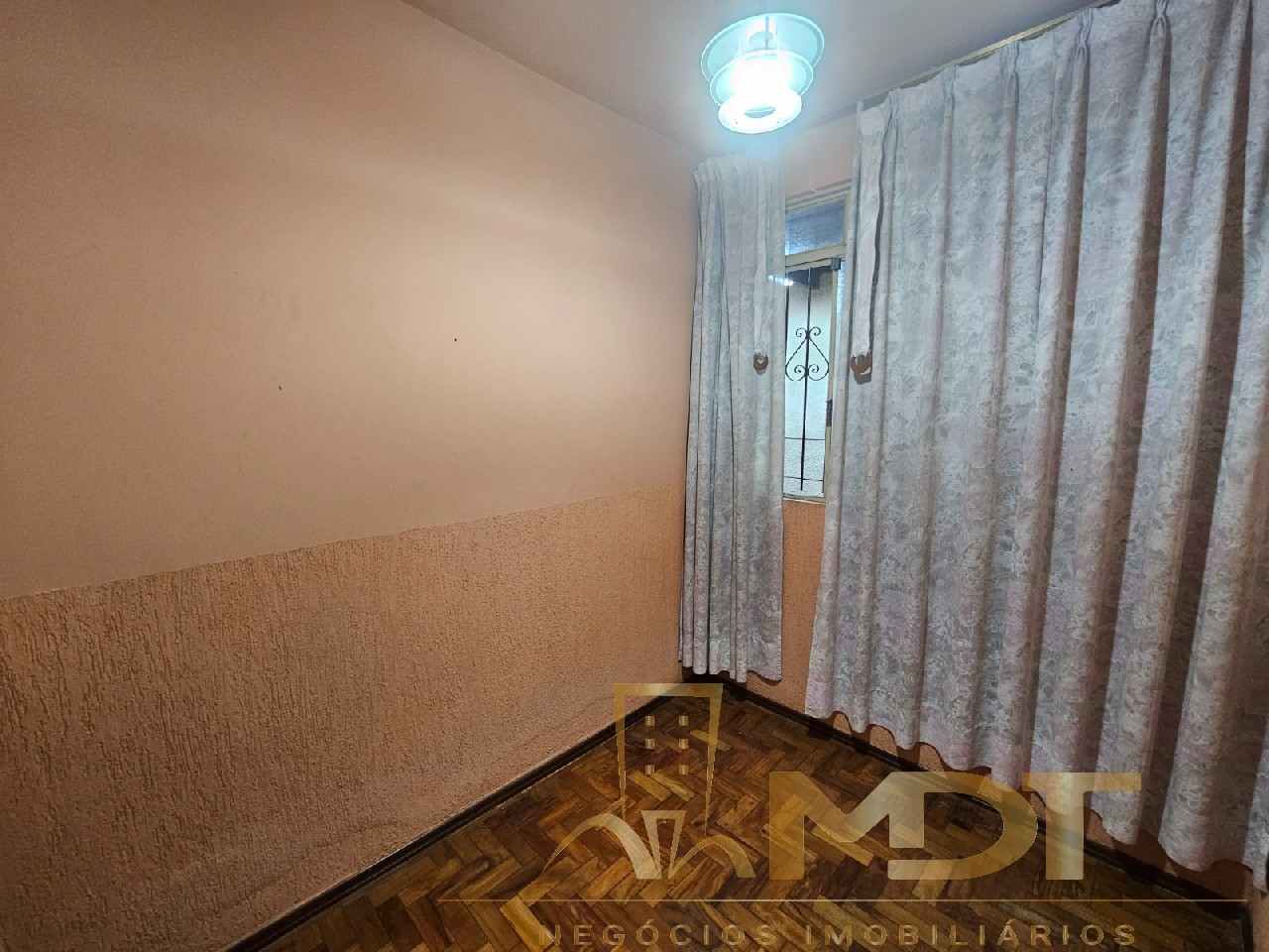 Casa à venda com 4 quartos, 1m² - Foto 6