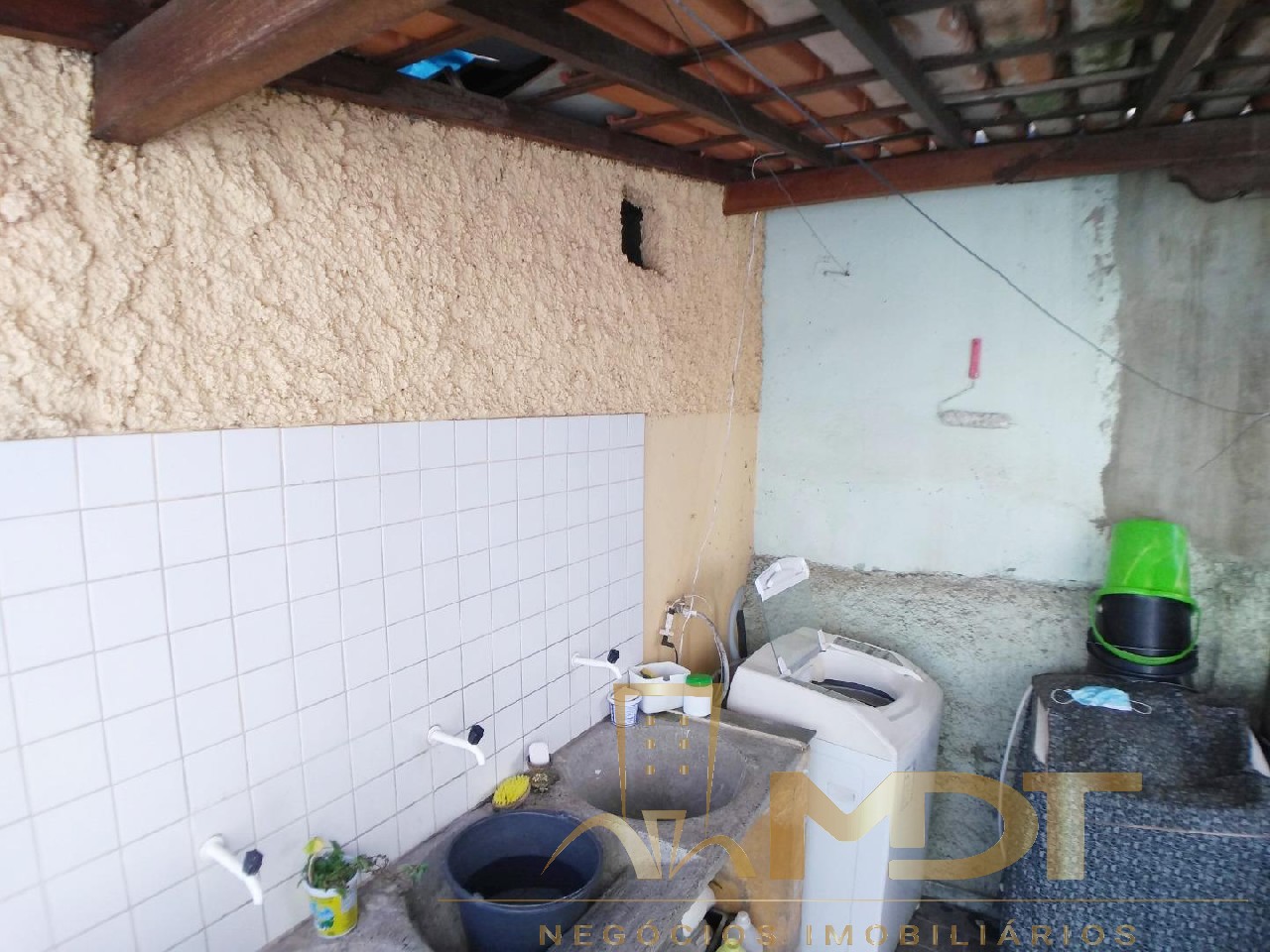 Casa à venda com 5 quartos, 300m² - Foto 5